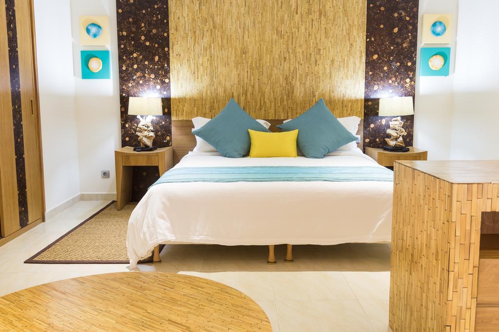 Calypso Hotel Toamasina Bagian luar foto