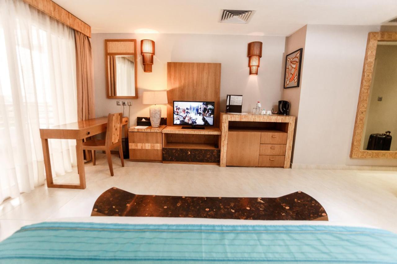 Calypso Hotel Toamasina Bagian luar foto